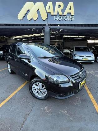 VOLKSWAGEN FOX 1.0 MI BLACKFOX 8V FLEX 4P MANUAL VOLKSWAGEN FOX 1.0 MI BLACKFOX 8V FLEX 4P MANUAL